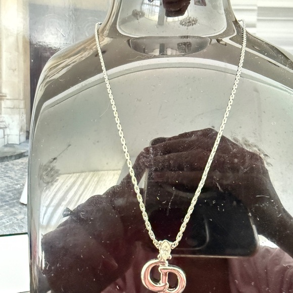 LOT 2225 rhodium plated Christian Dior CD Pendant Necklace - Picture 7 of 8